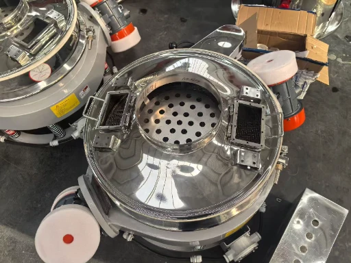 Features of an inline vibratory screen