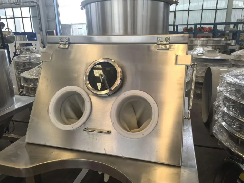Glovebox
