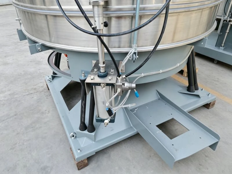 Cylinder lifting