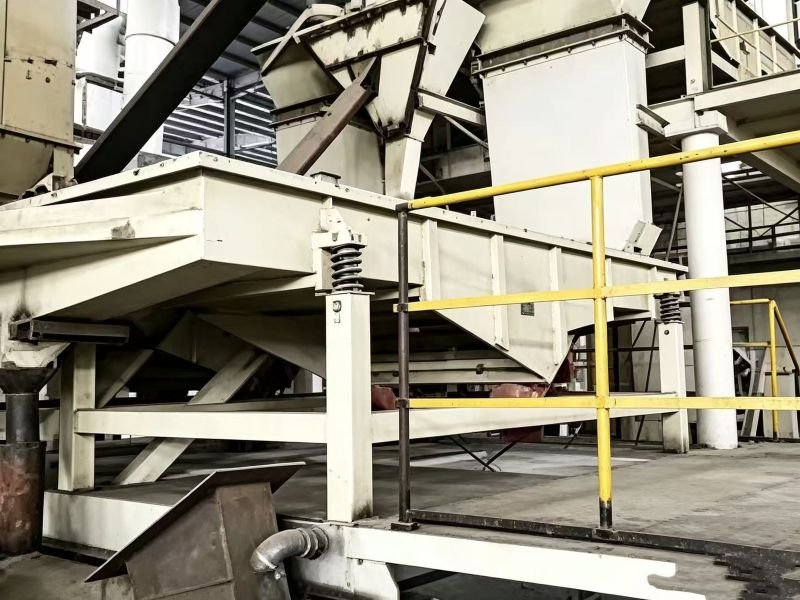 linear motion vibrating screen